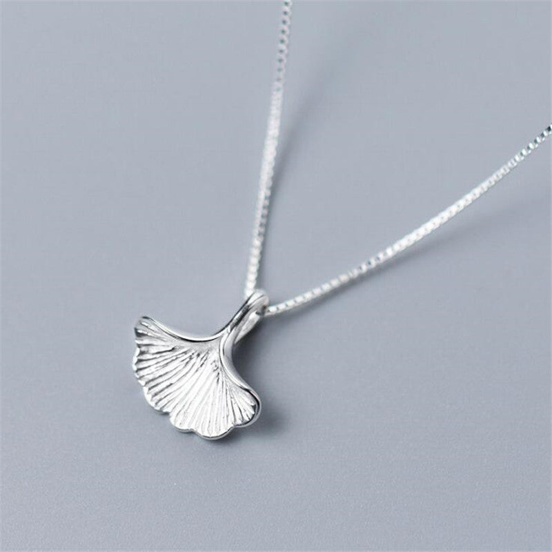 Collar Hoja de Ginkgo en Plata 925 - Conexión con la Naturaleza