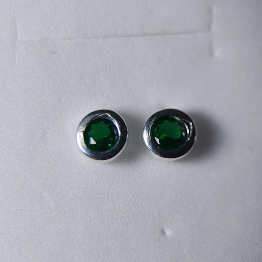 Aretes Tipo Topo con Circon Color Esmeralda